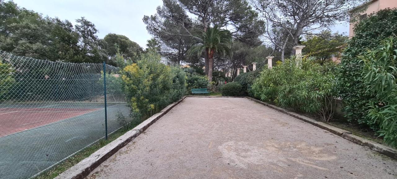 Appartement le calypso à Saint Aygulf Extérieur photo